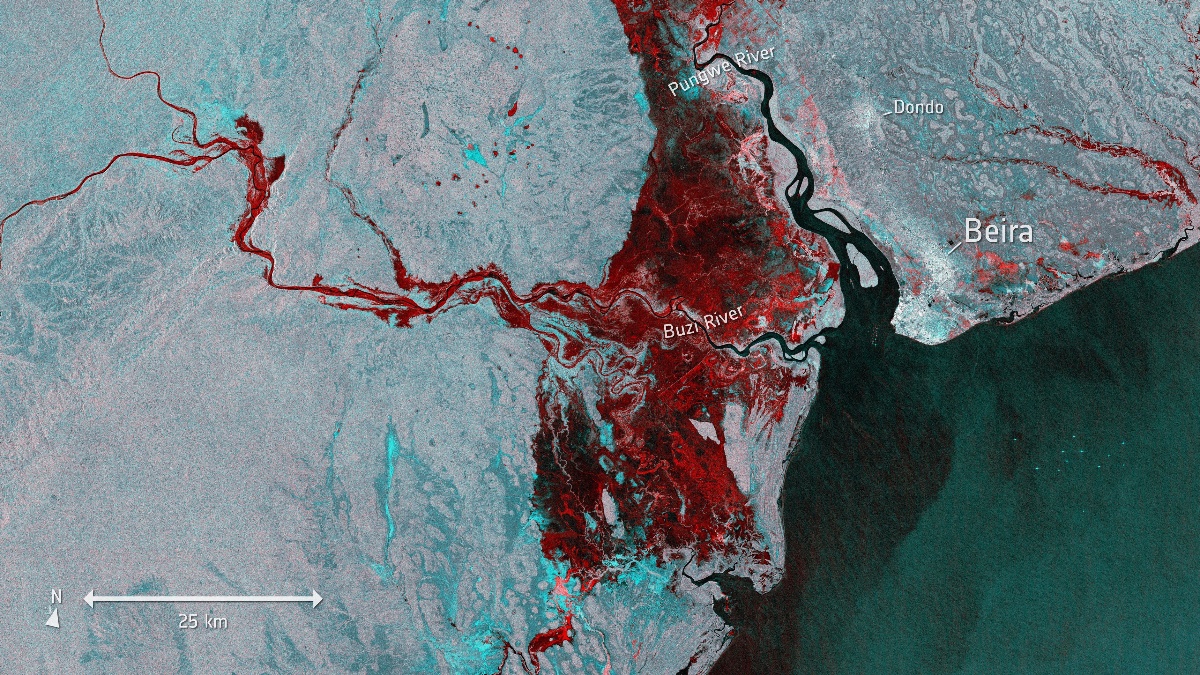 Floods_imaged_by_Copernicus_Sentinel-1